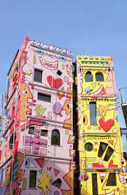 Post pictures of beautiful and colorful houses from around the world! Happy Rizzi House Happy Rizzi House E V