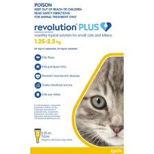 Revolution contains selamectin which is unique in that it has been specifically designed for cats and dogs. Revolution Plus Cat Kitten Flea Tick And Worming Spot On 1 25 2 5kg 3pk Best Friends Pets