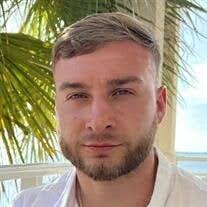 Austin Rose's Instagram, Twitter & Facebook