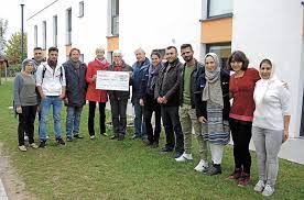 Mönchfeld in stuttgart sind noch keine bewertungen abgegeben worden. Neugereut Bw Bank Spendet 1000 Euro Fur Projekt Mit Evangelischer Kirchengemeinde Gemeinsames Gartnern Mit Fluchtlingen Weitere Lokalmeldungen Cannstatter Zeitung