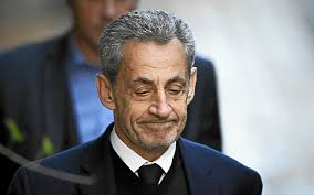 Article similaire à « Un acte de résistance », « injustement détenu »& Le  JDD et Le Figaro rivalisent d'indécence sur le livre de Nicolas Sarkozy