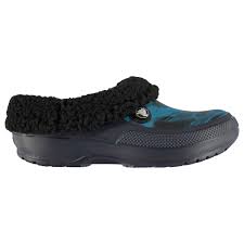 Is an american company based in niwot, colorado that manufactures and markets the crocs brand of foam clogs. Crocs Men Blitz Ii Adults Clogs Slippers Fluffy Fleece Lining Comfortable Fit Ebay