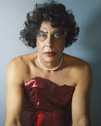 🖼️ A masterpiece of emotions and artistic refinement! Anikó Boda's work  captivates with its depth of color and perfect balance between form and  texture. A painting that tells timeless stories, enriching any