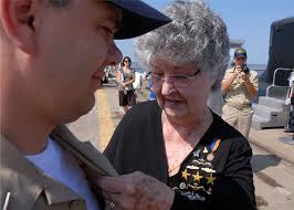 12 Submarine Warfare Pin Image: PICRYL