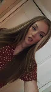 Chrystal Farmer's Instagram, Twitter & Facebook