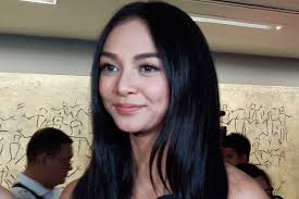 On instagram, kylie shared photos during her crowning moment and revealed she will be in japan for this year's. Watch Kylie Verzosa Defends Maxine Medina Abs Cbn News