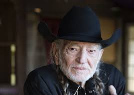 Willie Nelson Returns To The Stage