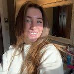 Cara Hess's Instagram, Twitter & Facebook