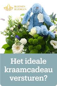 Kraamcadeau Versturen Met Originele Cadeautjes En Bloemen In 2020 Bloemen Bezorgen Boeket Kraamcadeau