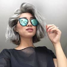 Cabello gris..! Me encanta!👌🏻