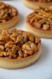 Tartelettes Aux Noix Caramel Au Beurre Sale Tartelette Aux Noix Recettes De Cuisine Mini Tarte