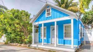 7 Adorable Key West Cottages You Can Buy Right Now Key West Cottage Beach Cottages For Sale Beach Cottage Decor