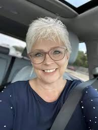 Does short haircut suit an 82 year old?