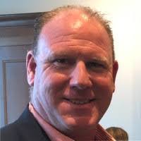 Derek Hight's Instagram, Twitter & Facebook