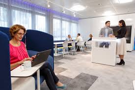 I like this office and how it is a commercial design. Media Kuraray Europe