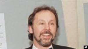 Barry Lopez, Author Who Tied People to Place, Dies at 75