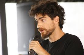 La impactante historia detrás del documental Julia, no te cases de Pablo  Levy