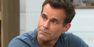 Dallas: Lee Majors On How Larry Hagman Helped Lead Him To Guest Arc As Sue  Ellen's Old Flame