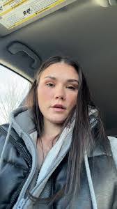 Kellie Garrison's Instagram, Twitter & Facebook