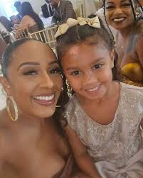 Congratulations to Melvin and Stephanie Wade! What a beautiful wedding!  Love was in the building! 🤎🤎🤎