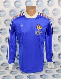 The france national football team (french: France Home Football Shirt 1977 1980