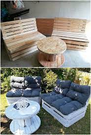 What To Make With Recycled Wood Pallets In Almost Majority Of The Guest Houses You Might Have Palette Furniture Wooden Pallet Projects Pallet Garden Furniture