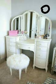 Pin By Inas Ezzat On Bedroom Furniture Makeup Vanity Makeup Table Vanity Girly Chairs
