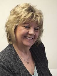 Deputy county treasurer seeks top job