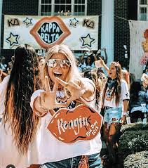 Bid Day 2018 Sorority Bid Day Sorority Poses College Sorority