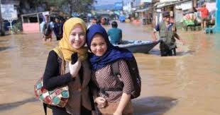 14 Arti Mimpi Tentang Banjir Menurut Primbon Jawa Erek Erek 2d 3d 4d Dan Islam Primbon Erek Erek Islam