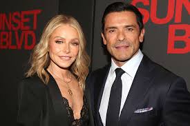Kelly Ripa Celebrates Husband Mark Consuelos' 54th Birthday: Photo