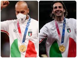 Dopo l'impresa e i festeggiamenti durati tutta la notte è il momento della premiazione per marcell jacobs e gianmarco tamberi. Az4uvxt7eg19vm