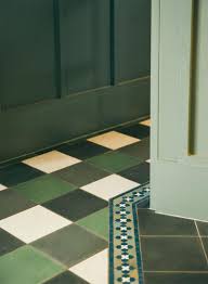 Un Restaurante En Australia Decorado En Verde Y Mandarina Vintage And Chic In 2020 Tiles Made To Measure Furniture Contemporary Rug