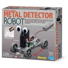 Una vez terminado podrán buscar cualquier tesoro llevando el robot de un lugar a otro a control remoto. 4m Kids Labs Remote Control Metal Detector Robot Kit Walmart Com Walmart Com