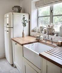 Maybe you would like to learn more about one of these? Woodworkinggifts Kcheninspiration Holzarbeiten Woodworking Bauernhaus Charme Diy Cha Kucheninspiration Kitchen Design Home Decor Kitchen Inspirations