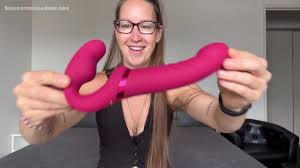 Lovense Lapis strapless strap on SFW review