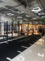 Pin By Dan Remon On Luxury Fitness Gym Design Gym Interior Gym Design Interior Gym Design