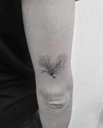 Coral tattoos that you can filter by style, body part and size, and order by date or score. Sea Fan Tattoo By Oliver Whiting Tattoogrid Net
