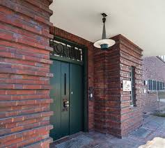 Die landschaftsgestaltung von andy sturgeon genießen wir sehr gerne.die pergola ist von üppigem grün und beruhigend fließendem wasser.überdachte terrasse. Villa Plange Soest Architektur Baukunst Nrw