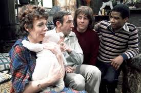 De lautour) is an english actress, known for her role as miss ruth jones in the television sitcom rising damp from 1974 until 1978. Underworld Star Kate Beckinsale Says People Still Ask Her About Dad Richard In Rising Damp Irish Mirror Online