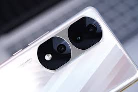 Так снимает Honor 70 Pro, оснащённый ...