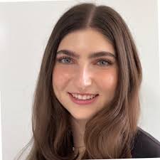 I'm grateful and excited to share my new role as Executive Director of the  Leadership Development Program at UF! Special thanks to Sebastian Carson  for preparing me for this position, and for