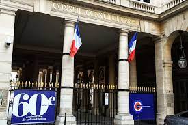 Voici une vidéo de présentation du conseil constitutionnel.c'est l'une des institutions les plus importantes de notre république, on en entend souvent parlé. Les Sages Du Conseil Constitutionnel Jugent Ils En Toute Impartialite
