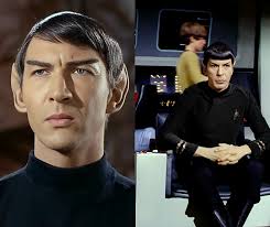 Amok Time! When Spock had the blade in his hand Kirk didn't even look or i  thought he saw it Did anyone notice?