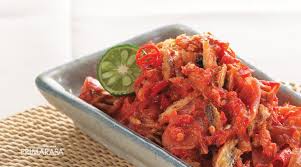 / hidangkan segera dengan nasi panas dan lalapan mentah jika suka. Resep Sambal Cabai Kukus
