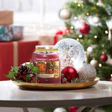 Amazon Com Yankee Candle Large Jar Candle Holiday Hearth Home Kitchen