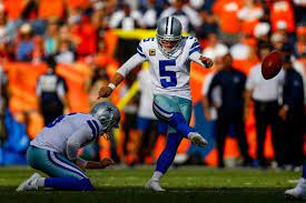 Cowboys News Things We Learned Latest From Ezekiel Elliott And Dan Bailey S Status Blogging The Boys Dan Bailey Ezekiel Elliott Elliott