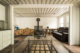 Sea container cabin is inspiring a growing number of shipping container cabin enthusiasts across canada and around the world. A Canadian Man Built This Off Grid Shipping Container Home For Just 20 000