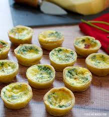 Mini Quiche Lorraine Recipe Living Sweet Moments Easy French Recipes French Appetizers French Cuisine Recipes
