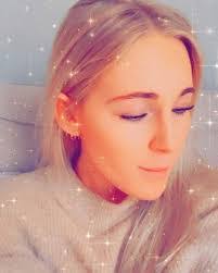 Cecilia Levin's Instagram, Twitter & Facebook